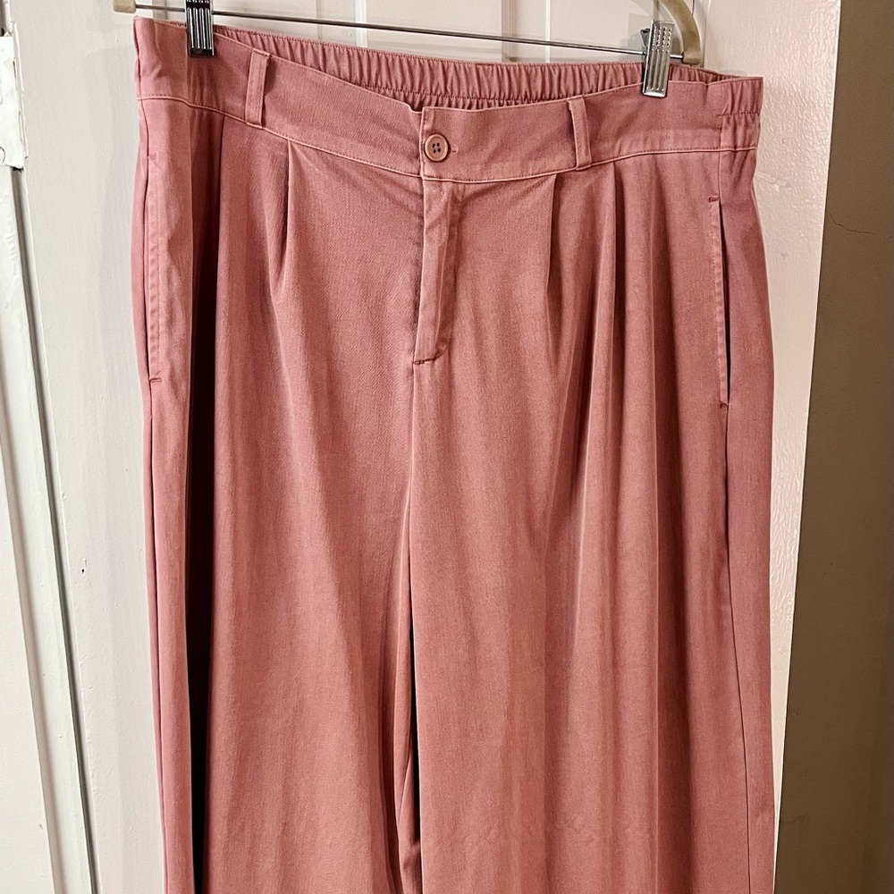 women’s Relaxed Pink wide leg Trousers